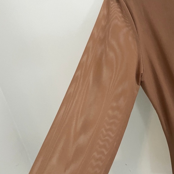 New Paxton sheer sleeve bodysuit - Picture 5 of 5